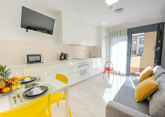 Castell Beach Aparthotel