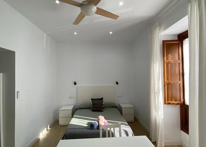 CASTRO Suites Osuna
