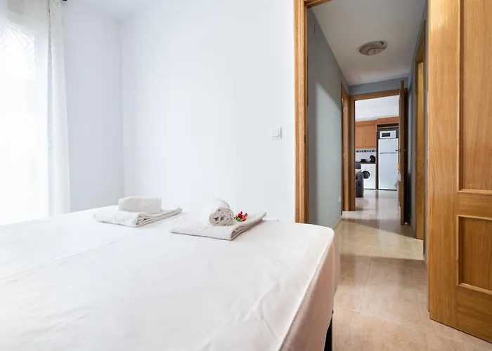Excelente apartamento en 2ª línea de playa by Hometels