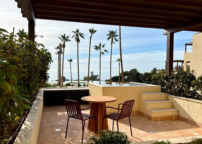 Hotel Punta Bermeja Premium