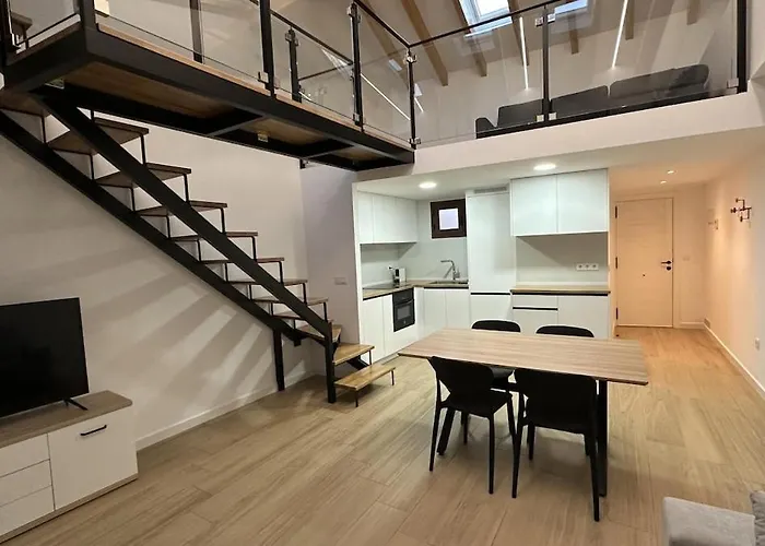 Grav19, Beautiful Restored Duplex Near To The Beach