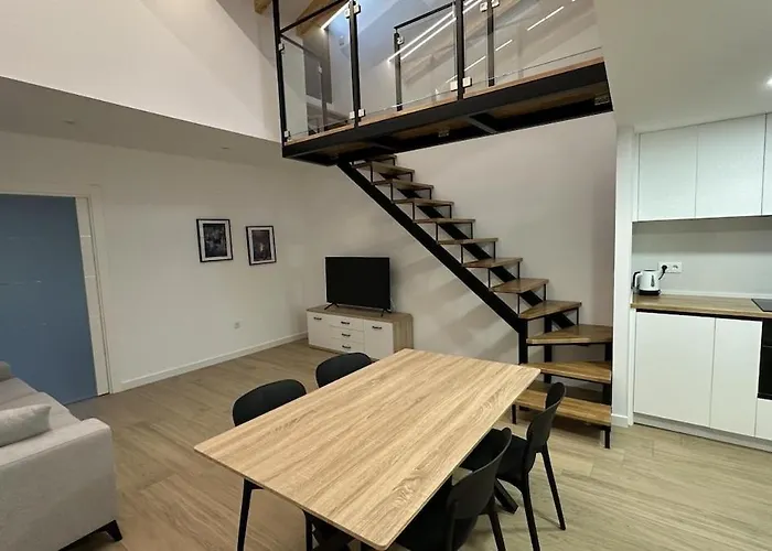 Grav19, Beautiful Restored Duplex Near To The Beach