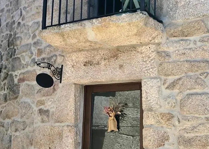 Casa Media Lúa