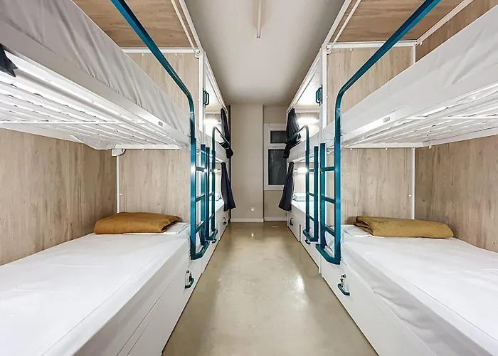 Lemon Hostel Altea habitaciones privadas y compartidas