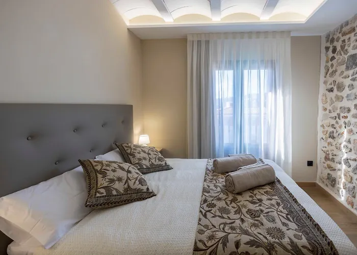 Portal Fosc Suites