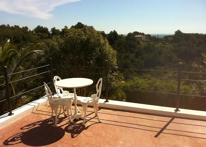 Independ Room In Villa With Views 2