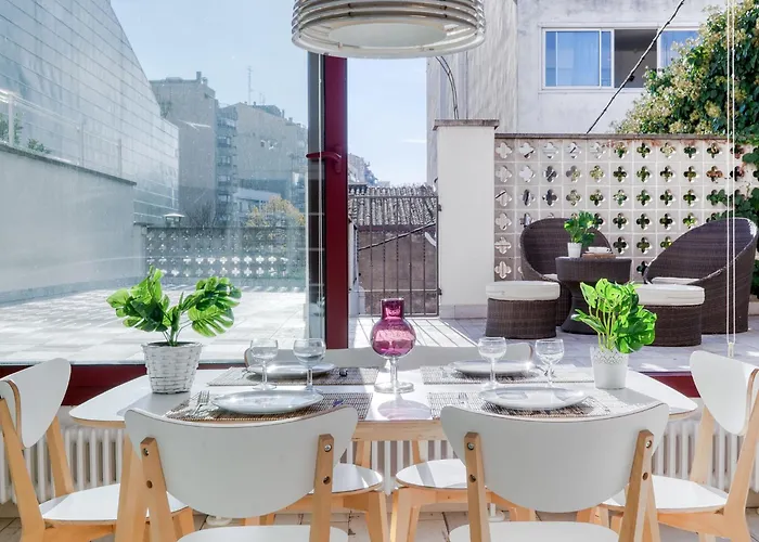 Holiday Home Bright & Artistic By Interhome