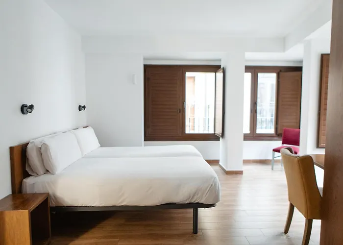 León Center Rooms