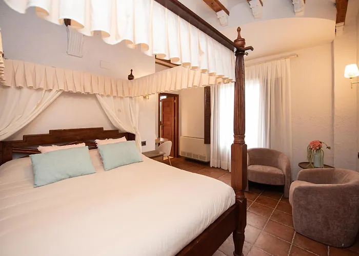 Hotel Caseta Nova