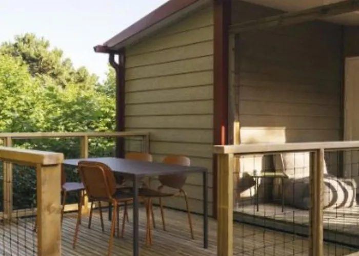 Mobil-home confortable pour 4 pers avec terrasse à San Sebastián - API-1-52-467