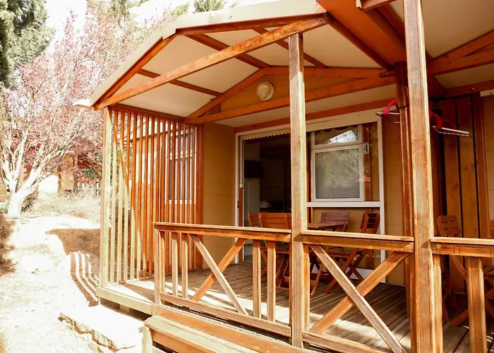Camping Castillo De Loarre