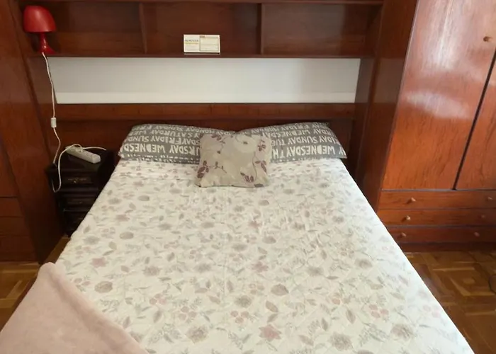 Private Room San Fermin-Short Walking Distance To The Center