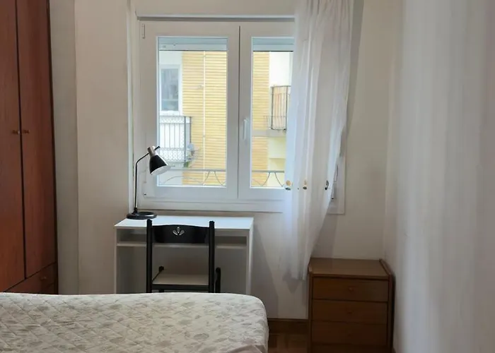 Private Room San Fermin-Short Walking Distance To The Center