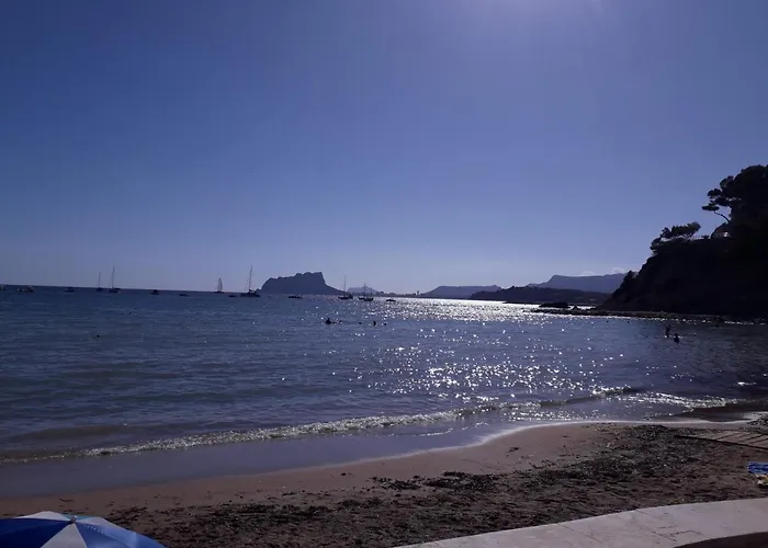 Apartamento En Moraira Con Piscina 100 M De La Playa