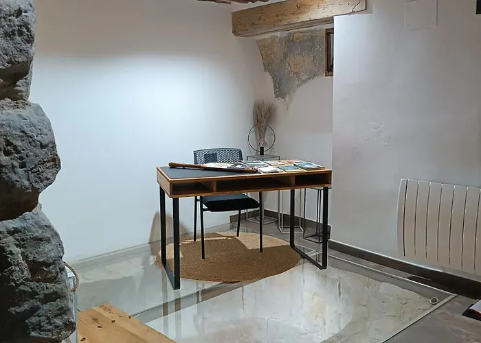 Ca La Francisqueta, La Tina I El Deso Apartament Amb Encant A Solsona