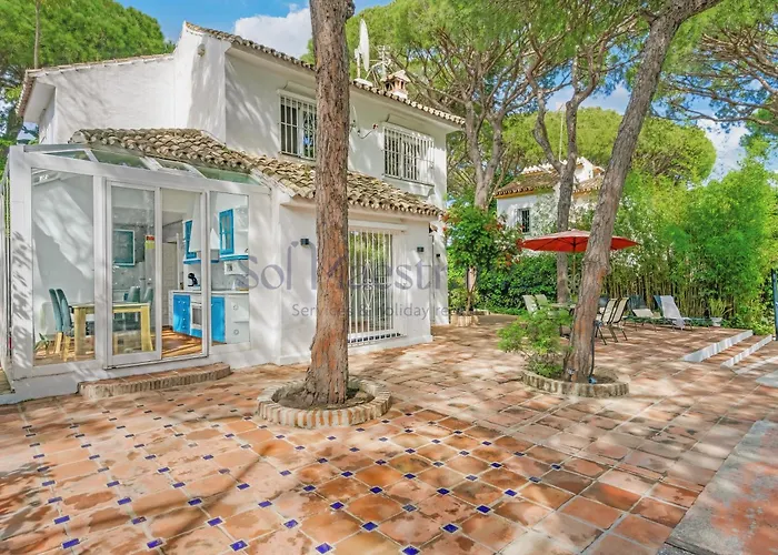 Marbella White Home, Calahonda, By Sol Maestranza