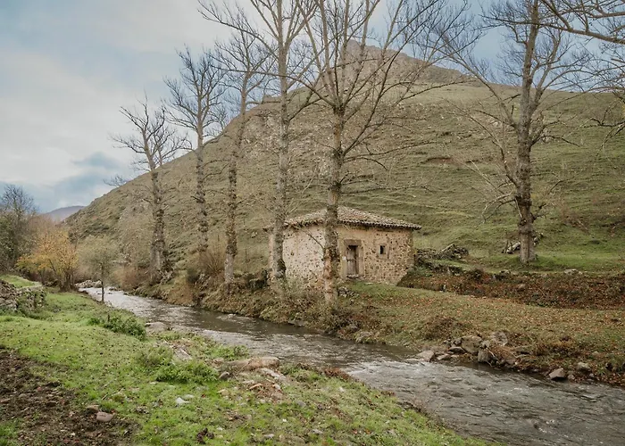 La Casa Del Diezmo De La Montaña