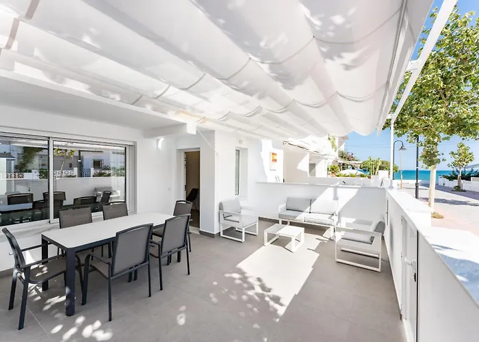 248 New Frontline Beach Mollina