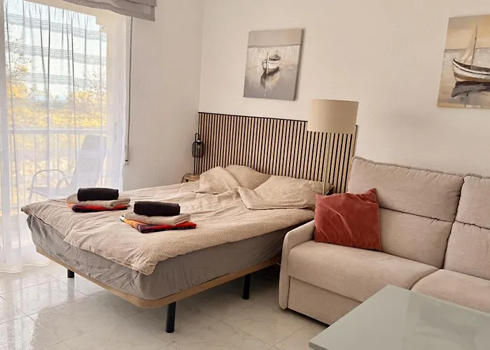 Acogedor estudio La Marina
