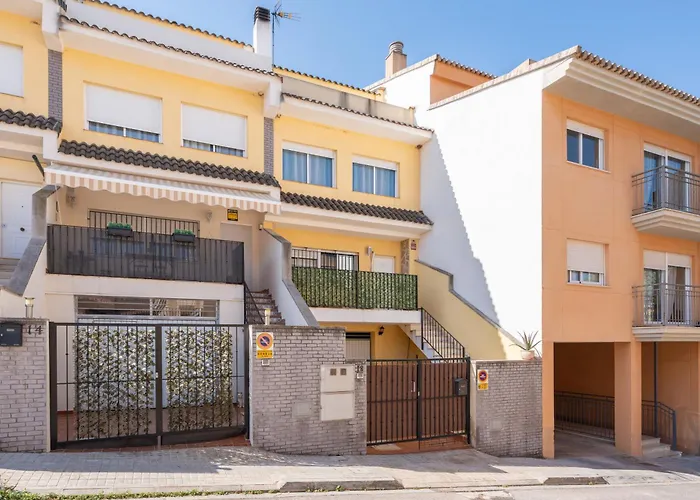 Cozy Townhouse In Soneja