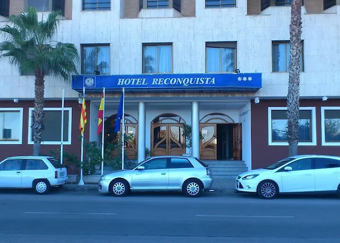 Hotel Reconquista
