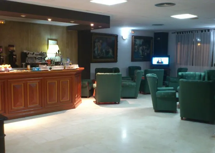 Hotel Reconquista