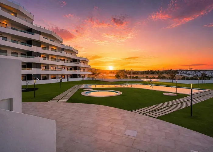 Luxury 2-Bedroom Apartment With Pool And Large Private Terrace Near Torrevieja
