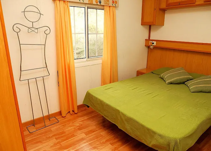 Camping Castillo De Loarre