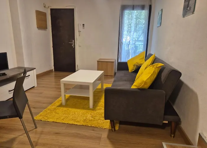 Apt 2 Acollidor Al Centre Historic De Vic Aptgarbi