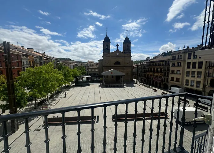Erdizka, céntrico apartamento turístico con la mejor vista Plaza de los Fueros