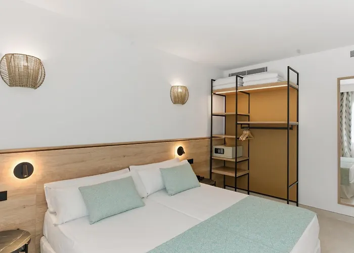 Aquasol Aparthotel Palmanova