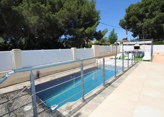 Casa Con Piscina Privada, Cerca Del Mar, Wifi Gratuito, Aire Opcional, Admite Mascotas - Es-184-52