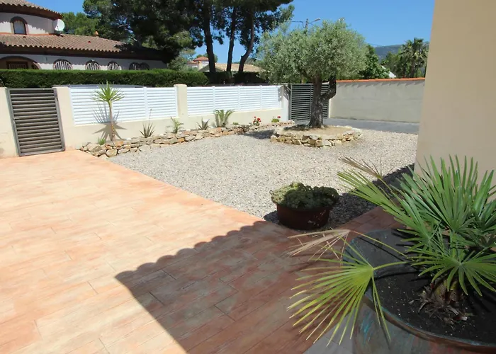 Casa Con Piscina Privada, Cerca Del Mar, Wifi Gratuito, Aire Opcional, Admite Mascotas - Es-184-52