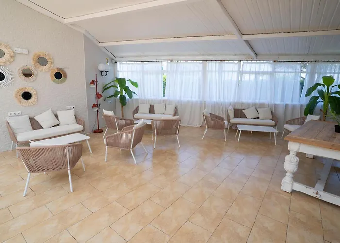 Hotel BLUESEA Lentiscos Cala'N Blanes 