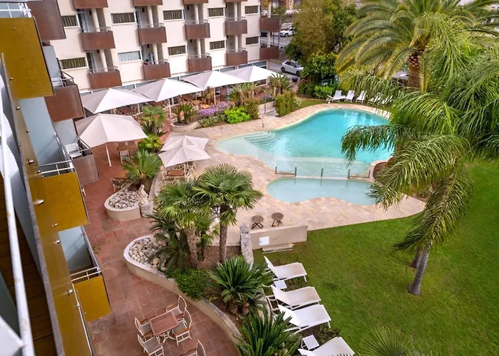 Monica Hotel