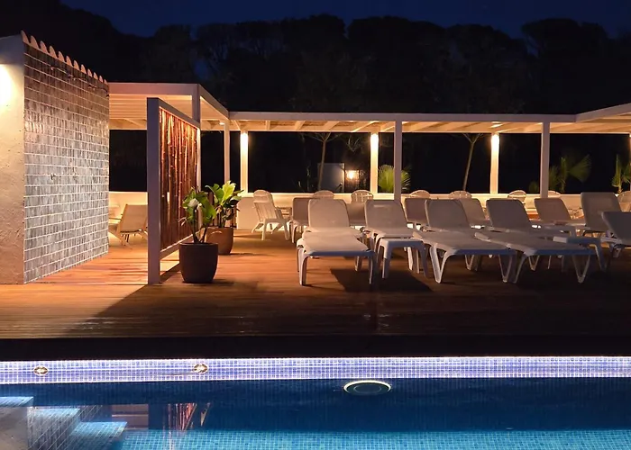 Apartaments La Palmera, Terrace & Pool