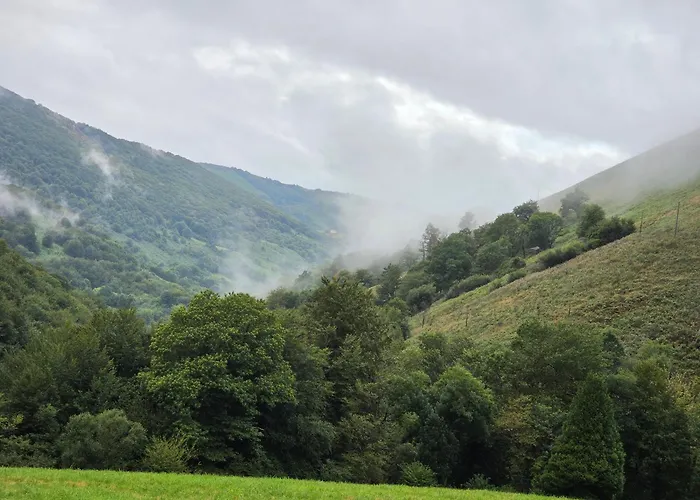 Casa Rural Urruska, Una Autentica Experiencia Rural En La Montana Del Valle De Baztan!
