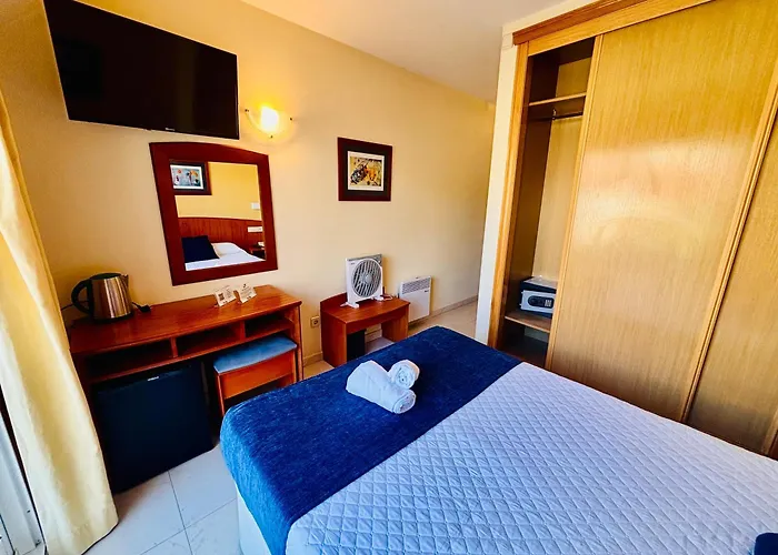 Hotel Atalaya II