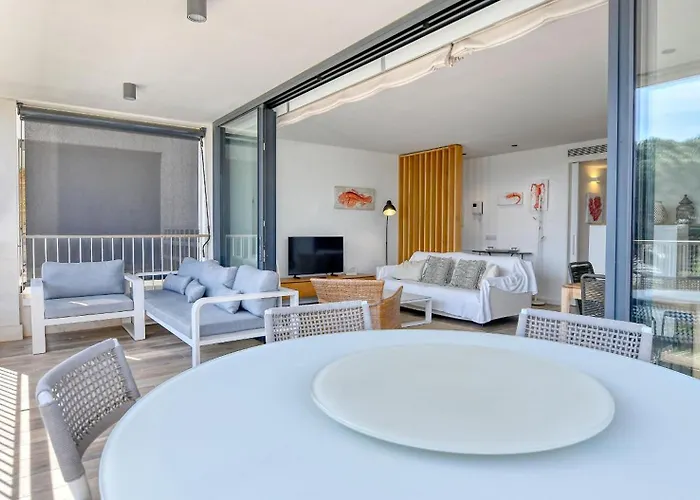 Luxury Central Apartments, Illa Blanca, Calella