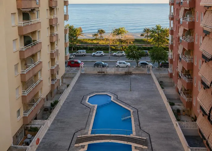 Apart. Pineda de Mar-Sea&mountains views
