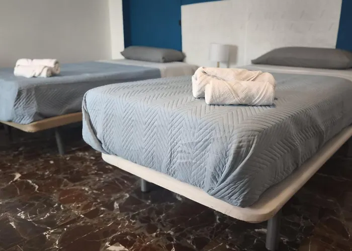Piso compartido Delyrent, Reja