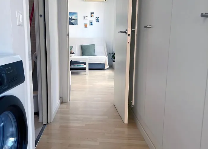 Apartamento Luminoso Con Parking A 250 M De Playa Y Centro