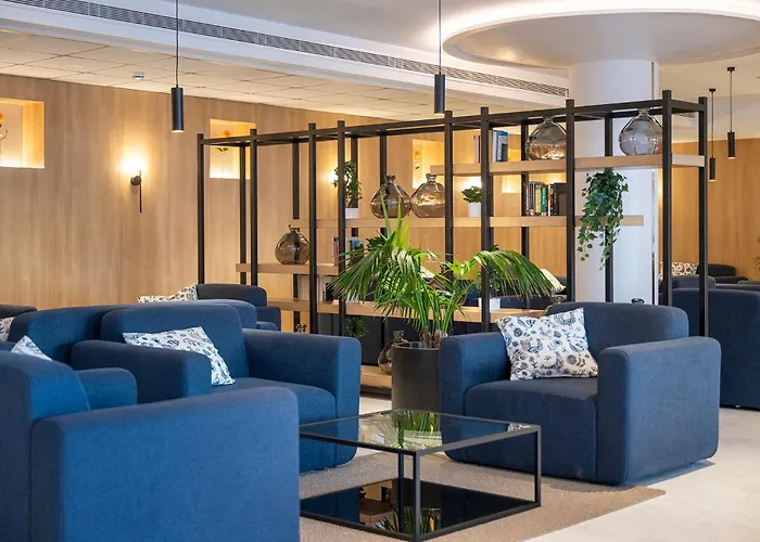 Hotel Tahiti Playa & Suites 4Sup