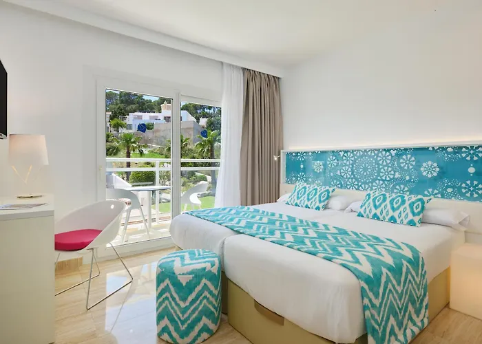 Grupotel Ibiza Beach Resort - Adults Only