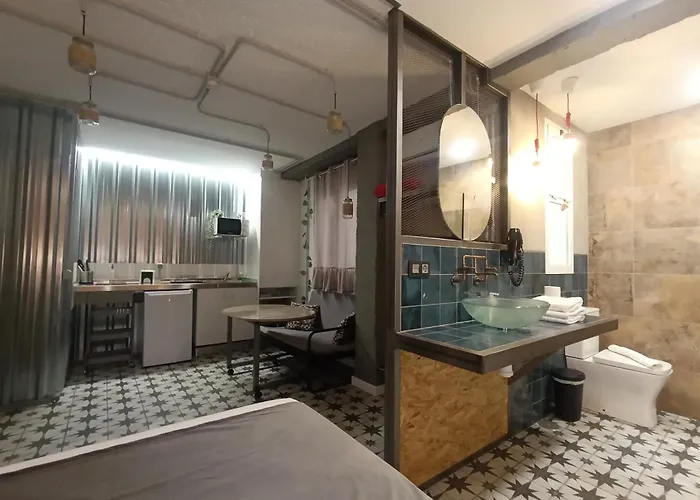 Estudio Industrial a 9' del centro en metro