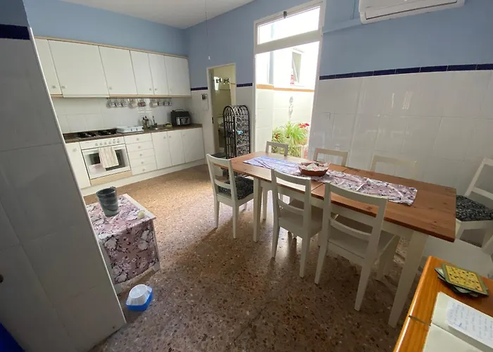 Casa de Los Dos Flamencos