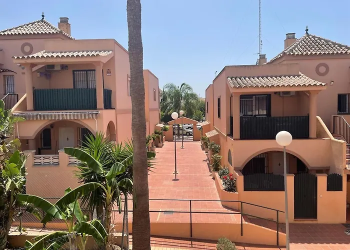 Adosado familiar con piscina