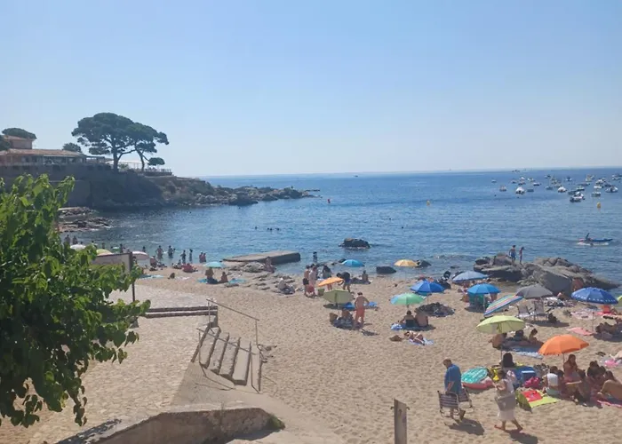 Apartamento moderno con Terraza cerca de Calella de Palafrugell