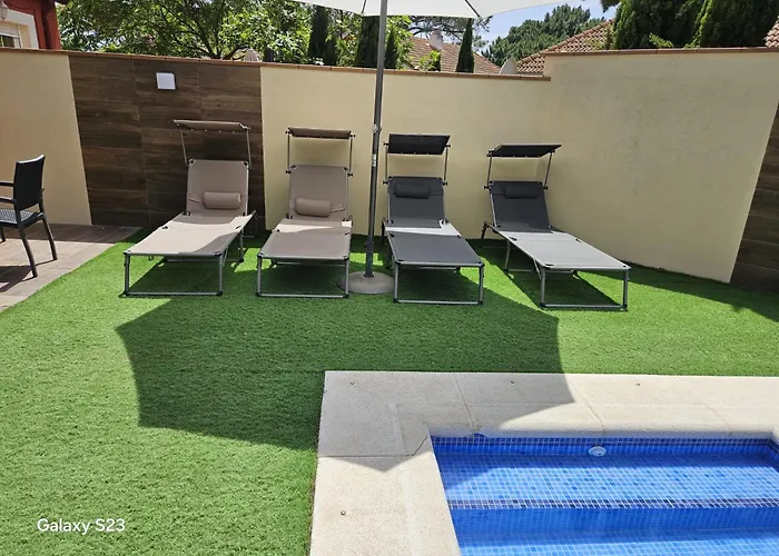 Acogedor chalet con jardín ideal para desconectar