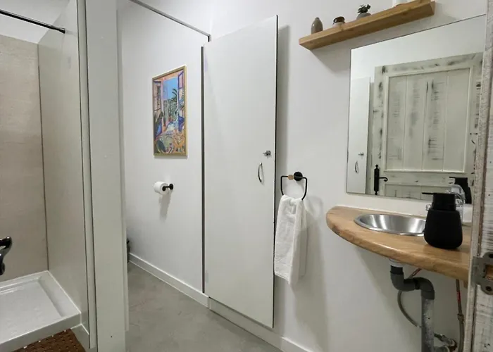 Therma Pilgrim Hostel